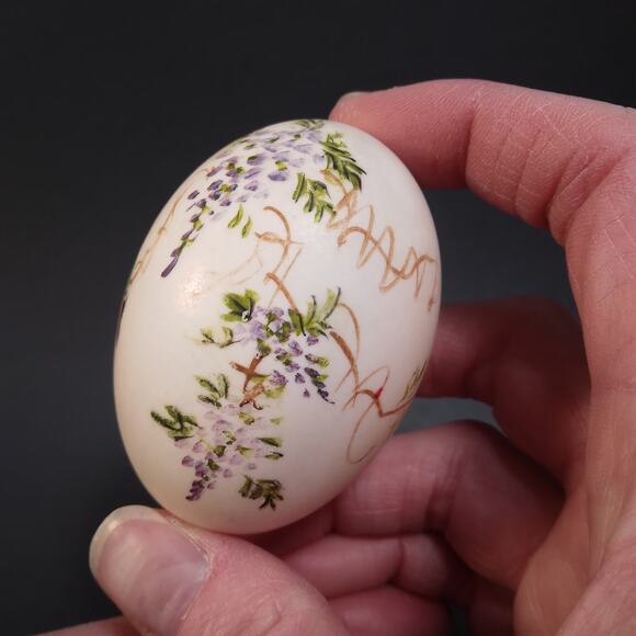 Vintage Hand Painted Asian Art Egg, Bird Wisteria Floral Pattern, Artist Signed - Picture 3 of 10